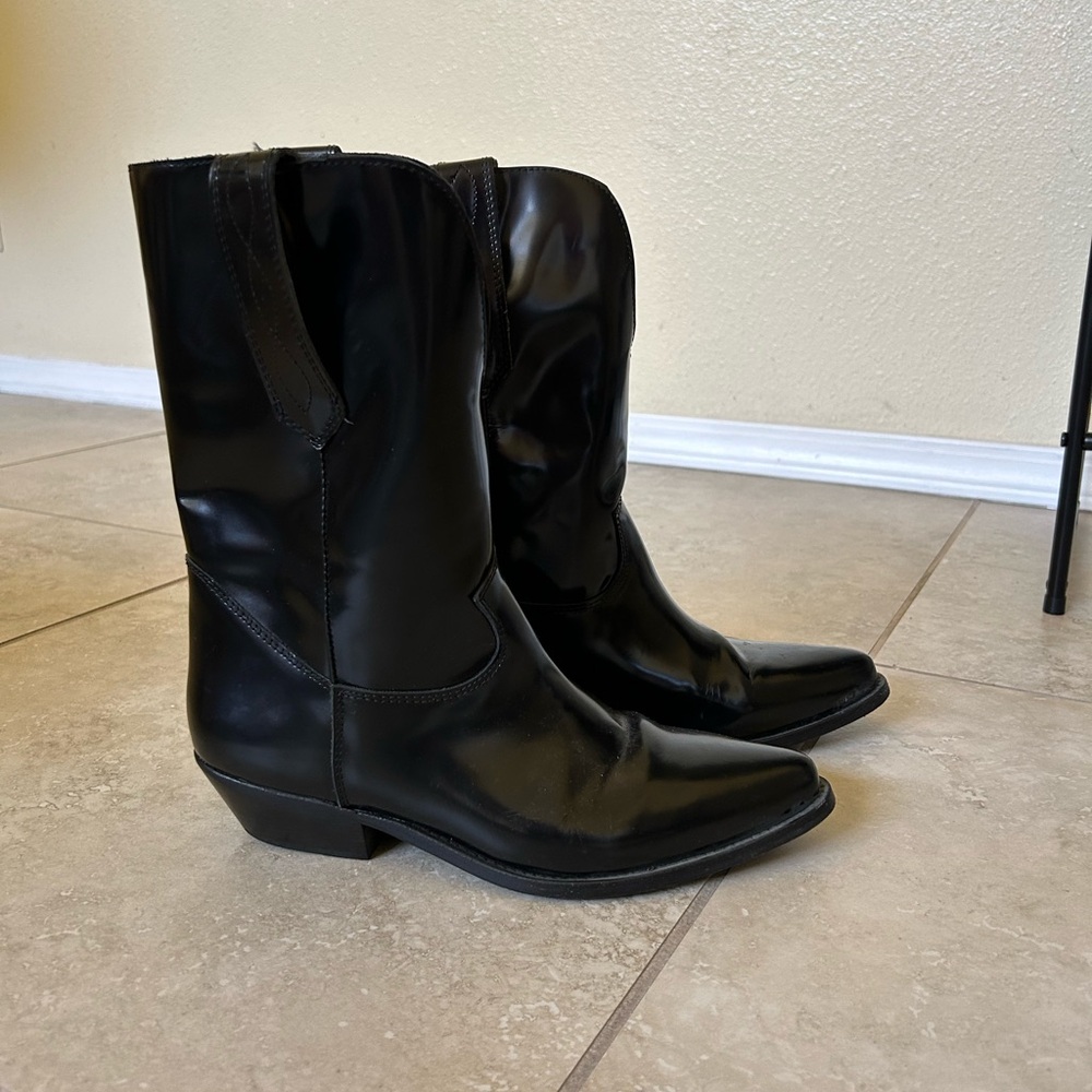 Steve Madden Black Ankle Booties Sleek Design